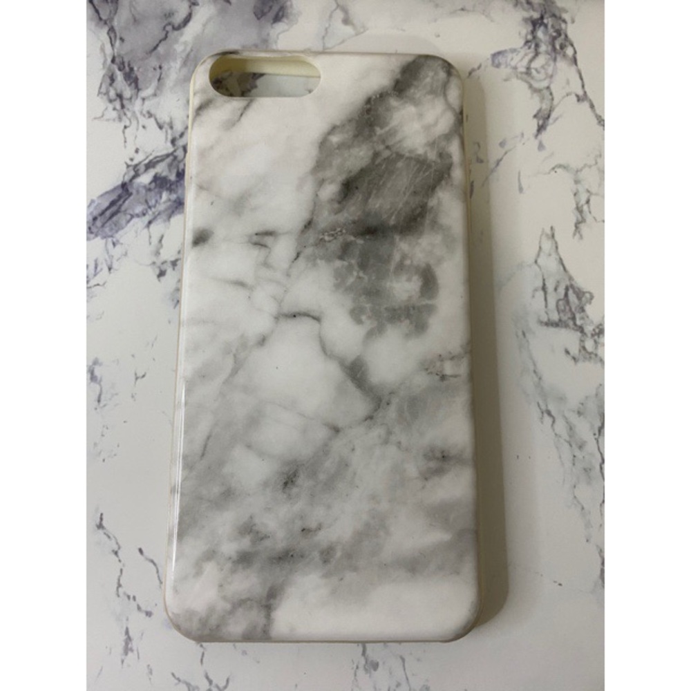 iPhone 8 Plus case
